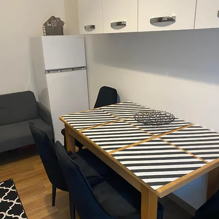 Apartamento In *